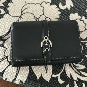 Coach Vintage Buckle Wallet
